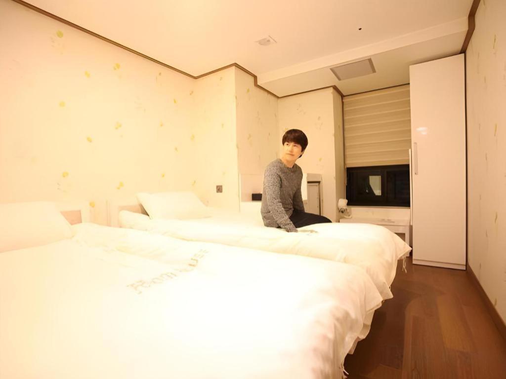 Myeongdong Mom House Hotel Seoel Buitenkant foto