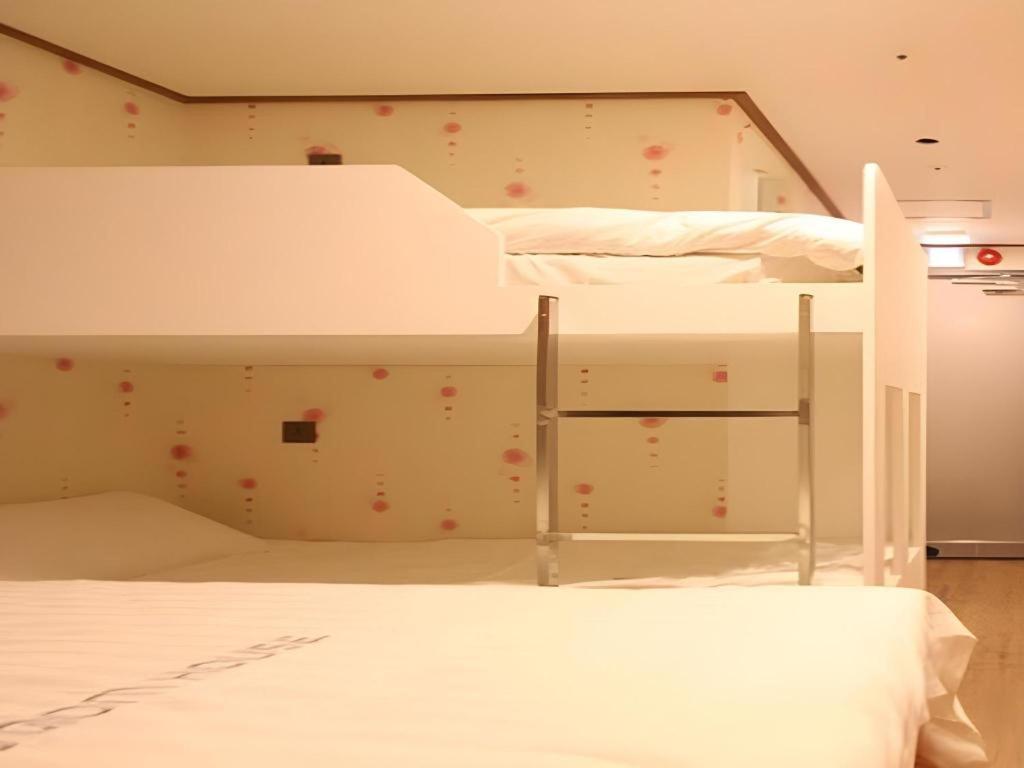 Myeongdong Mom House Hotel Seoel Buitenkant foto