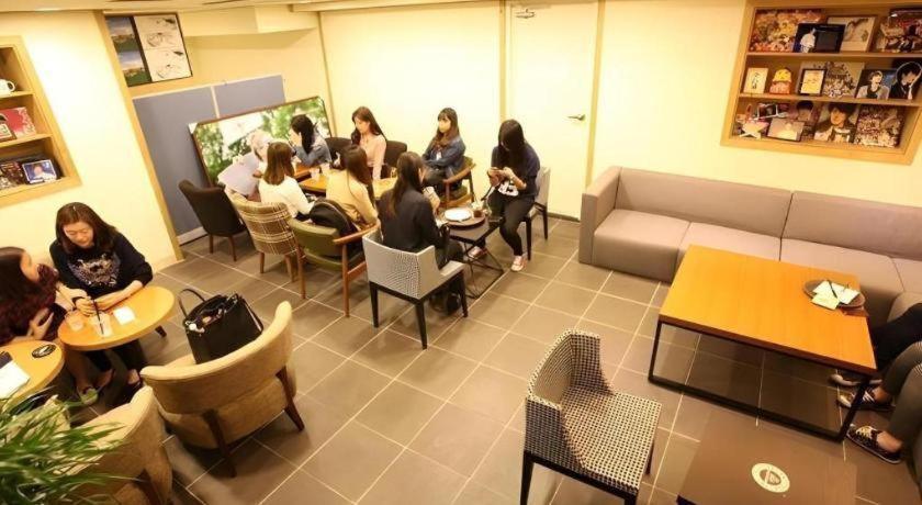 Myeongdong Mom House Hotel Seoel Buitenkant foto